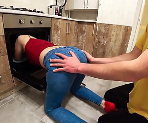 Brunette Stuck and Hard Anal Sex Big Cock and Vegetable Insertion in the Kitchen