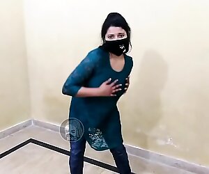Ik wari Тай lag sawy naal sexy mujra dance пакистанки