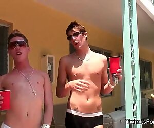 Two gay dudes have a lot of fun sucking gay porno